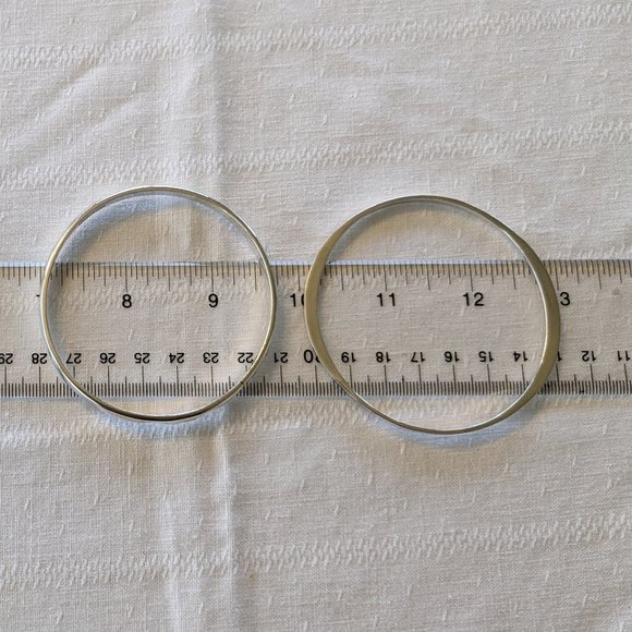 Set of 4 Unique Bangle Bracelets-60g Sterling-Faceted-Floral-Geometric-Twisted - Picture 12 of 12